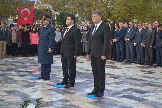 Ayvacık’ta 10 Kasım Anma Töreni