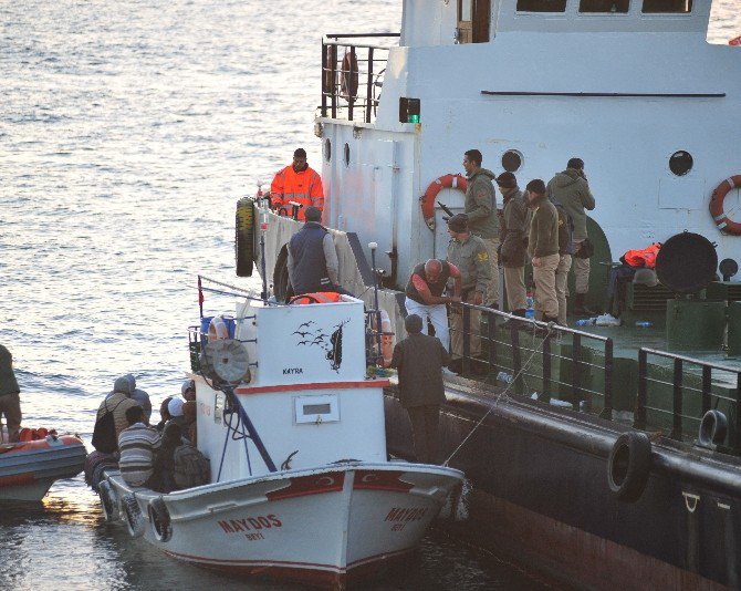 Çanakkale Boğazı’ndaki Gemiden 370 Kaçak Çıktı