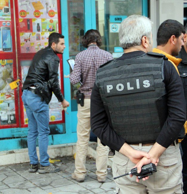 Diyarbakır’da Markete Molotoflu Saldırı