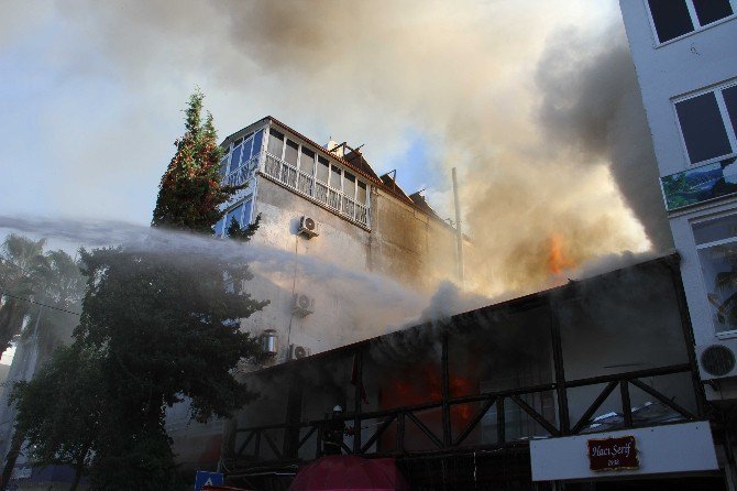 Fethiye’de İş Yeri Yangını