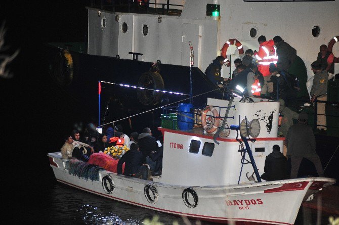 Çanakkale’de Yük Gemisinde Nefes Kesen Mülteci Operasyonu