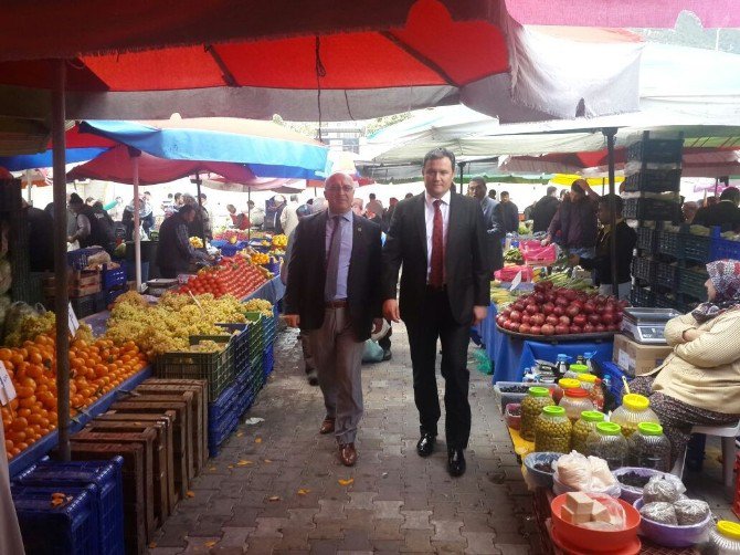 Büyükşehir Zabıtası Kırkağaç’ta Sorunları Dinledi