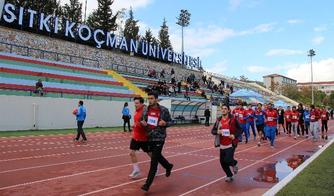 Muğla’da "Atatürk’e Saygı Gençlik Yol Koşusu"