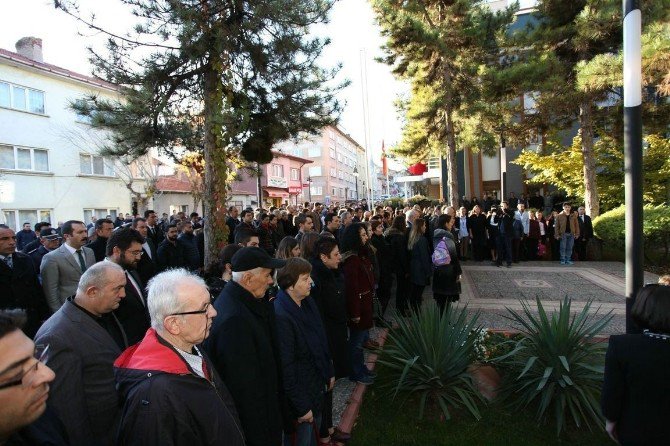 Odunpazarı Belediyesi Ata’sını Unutmadı