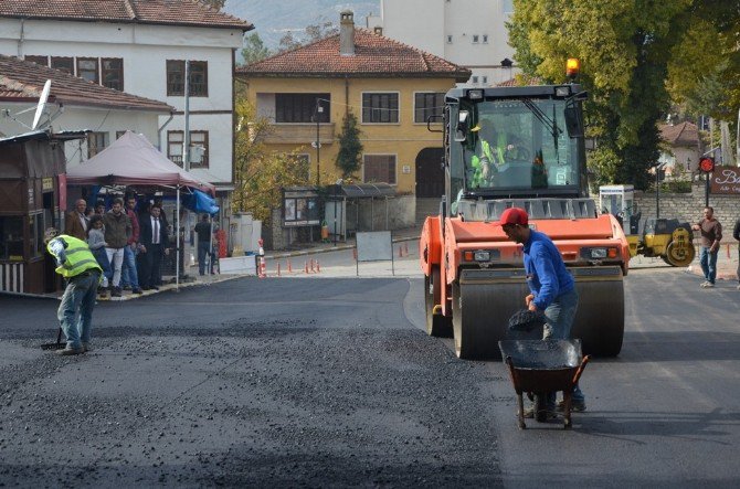 Başkan Aksoy “ Bu Yıl Asfaltta 40 Bin Tonu Geçeceğiz”