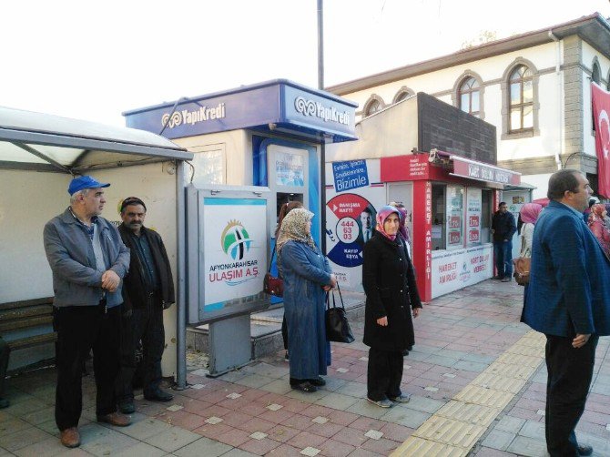 Afyonkarahisar’da Otobüs Şoförleri 10 Kasım Geleneğini Bozmadı