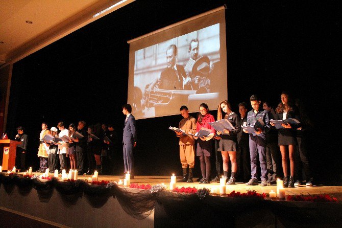 Ted İzmir Öğrencileri Ata’yı Andı