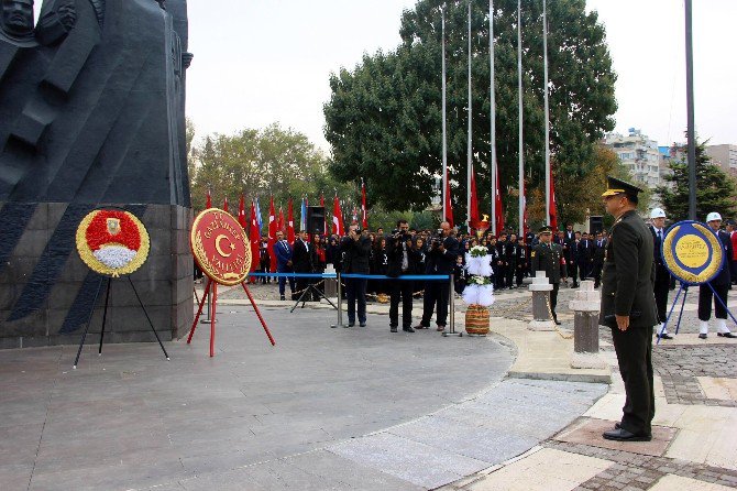 Mustafa Kemal Atatürk, Gaziantep’te Törenle Anıldı