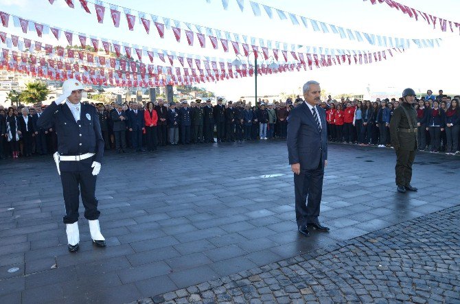 Ulu Önder Mustafa Kemal Atatürk Kuşadası’nda Anıldı