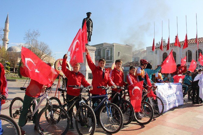 Pedallar, Atatürk İçin Çevrildi