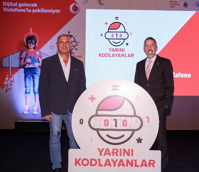 Türkiye Vodafone Vakfı, Çocuk Hackathon Etkinliklerine İzmir’den Başladı