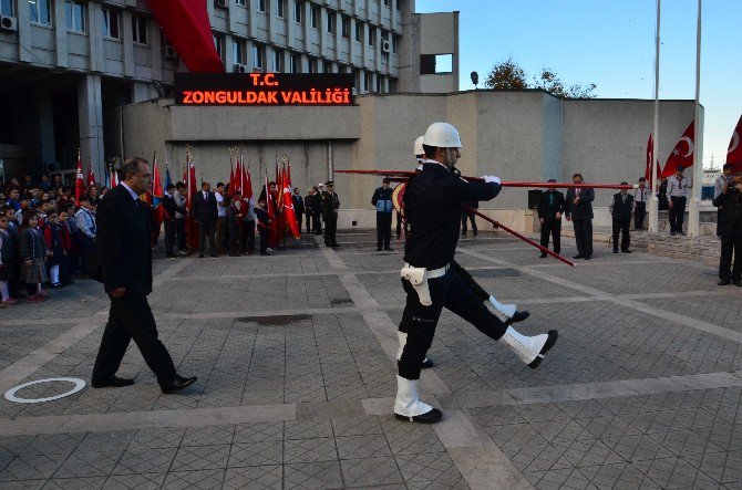 Atatürk Ölümünün 78. Yıl Dönümünde Törenle Anıldı