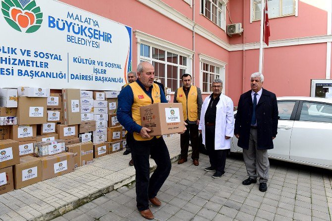 Büyükşehir Belediyesinden Suriyeli Mültecilere İlaç Yardımı