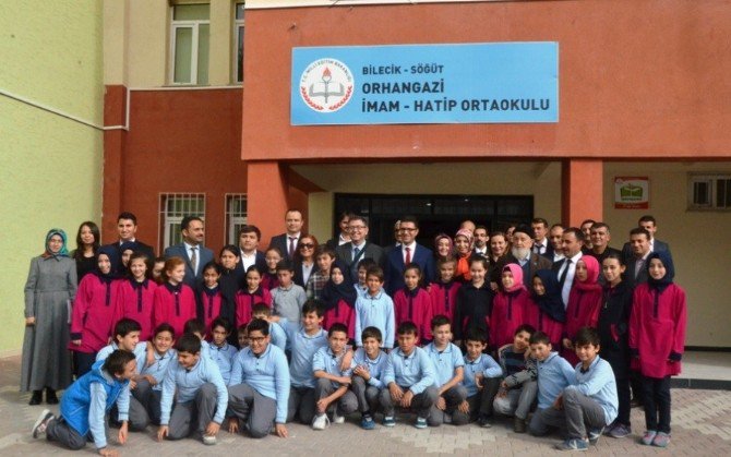 Bilecik’in Söğüt İlçesinde Z Kütüphane Ve Konferans Salonu Açılışı