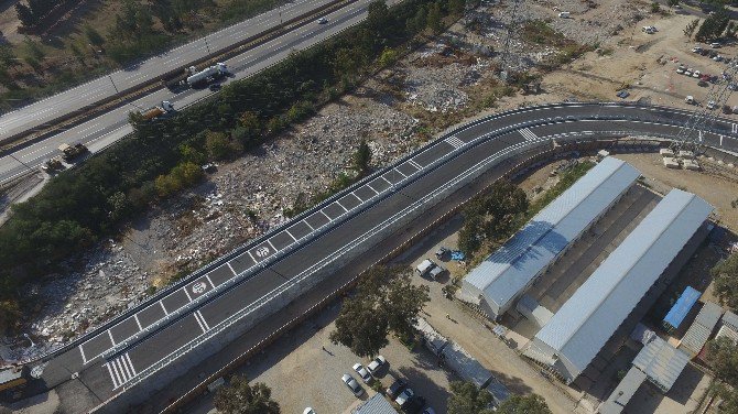Üniversite Yolundaki Otoban Giriş Ve Çıkışı 17 Kasım’a Kadar Kapalı