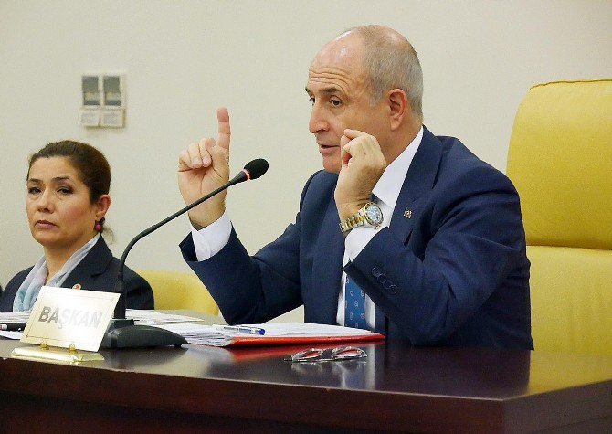 Büyükçekmece’de Ekmekler Poşetli, Çatılar Daha Estetik Olacak