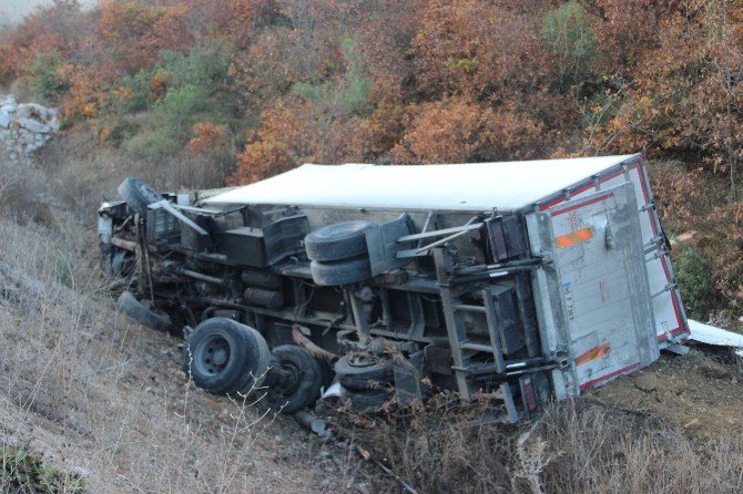 Çan Biga Yolunda Kaza: 1 Yaralı