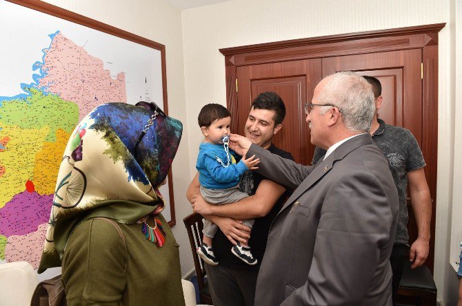 Çanakkaleli Şehit Ailelerinden Vali Tuna’ya Ziyaret