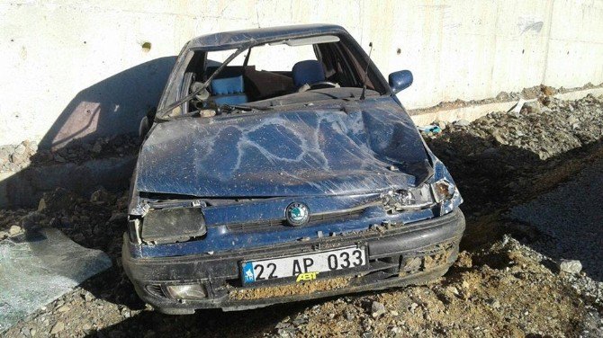 Fotoğraf Çekmeye Giderken Kaza Yaptı