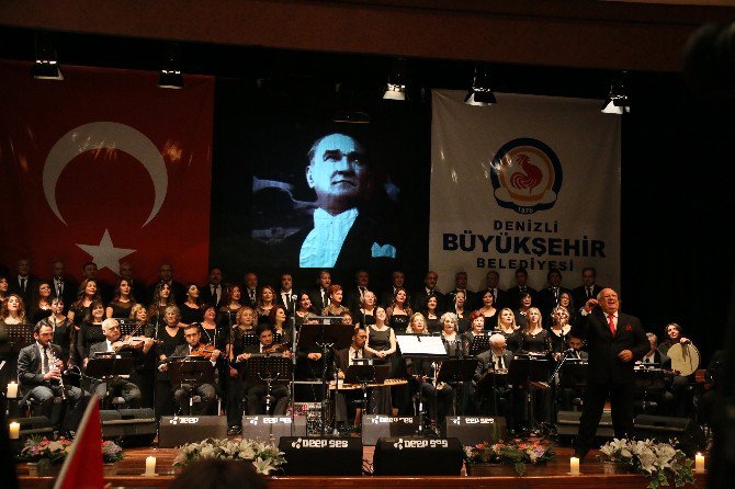 Denizli’de Atatürk, Sevdiği Şarkılarla Anıldı