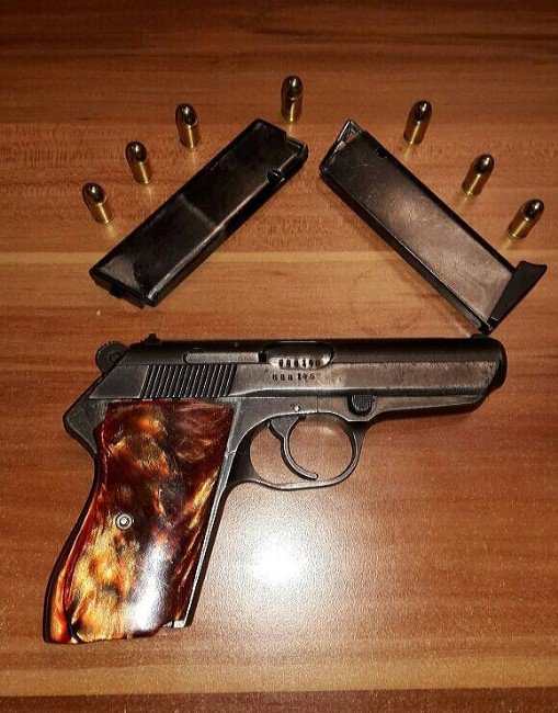 Eskişehir’de Uyuşturucu Madde Ve Silahlar Ele Geçirildi