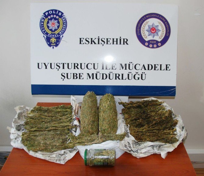 Eskişehir’de 3 Kilo Esrar Ele Geçirildi