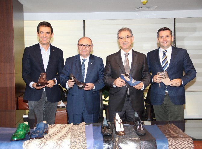 Eyüp Sevimli: "Deriler, Eti İçin Kesilen Hayvanlardan Elde Ediliyor"