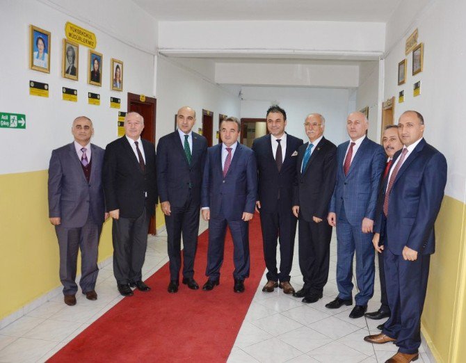 Yaşlılar Teknoloji İle Buluşuyor