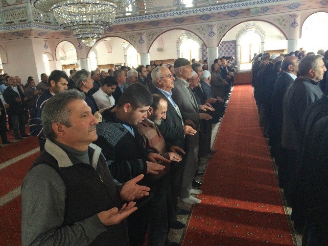 Kulu’da Cemaatten Yağmur Duası