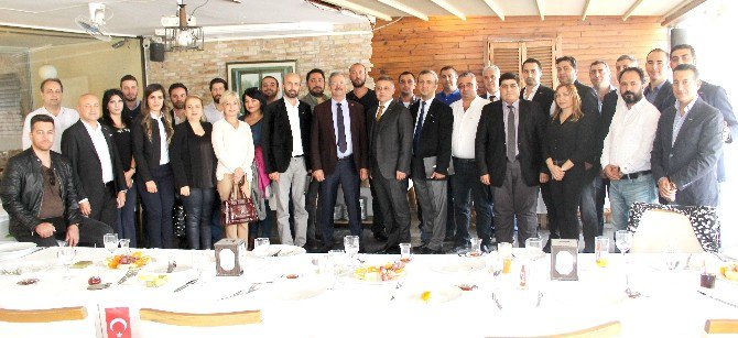 Mersin Giad Sektörel Kartvizit Alışverişi Yapıldı