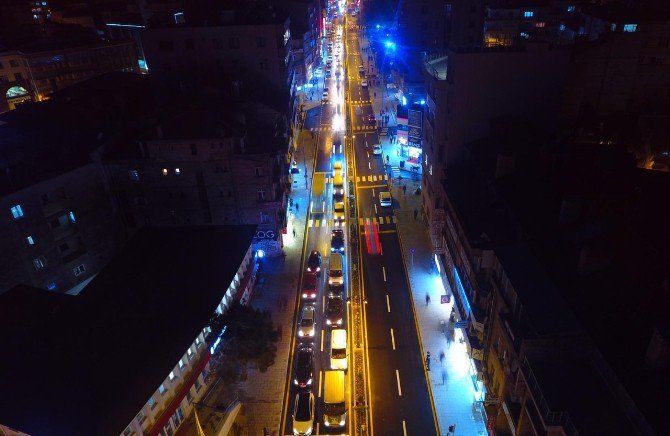 Atatürk Bulvarı Trafiğe Açıldı