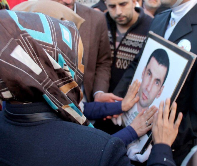 Şehit Kaymakam Safitürk’ün Cenazesi Baba Ocağına Getirildi