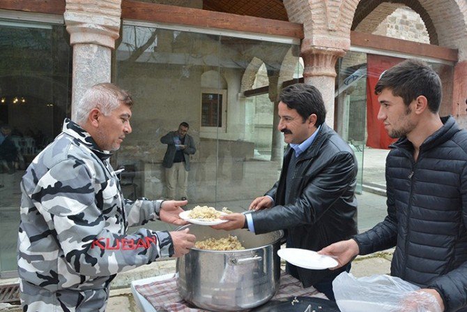 Seyitgazi Belediyesi Eski Gelenekleri Yaşatmaya Devam Ediyor