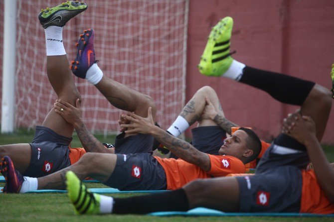 Kaplan, Kartal’ı "Pas" İle Vuracak