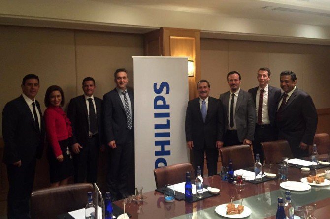Başkan Ataç, Philips Ceo’su Rondolat İle Bir Araya Geldi