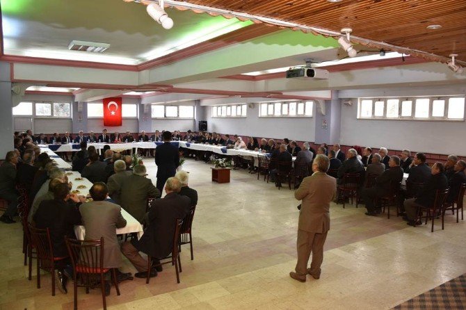 Vali Mehmet Aktaş Eflanili Muhtarlarla Bir Araya Geldi