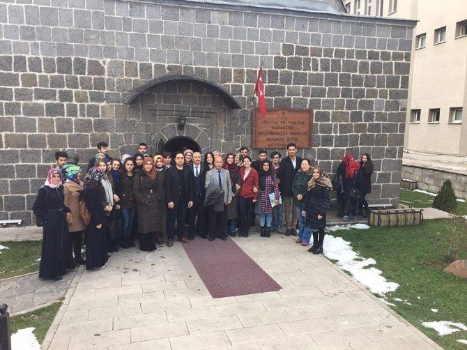 Erzurum Yeni Bir Kütüphaneye Daha Kavuştu