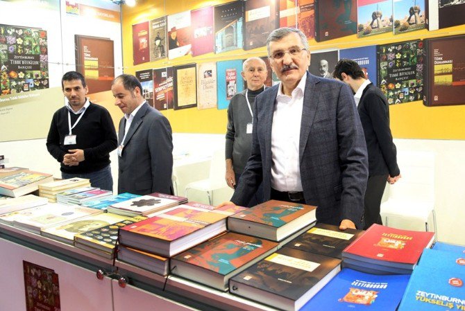 Zeytinburnu Kültür Yayınları Tüyap Kitap Fuarı’nda