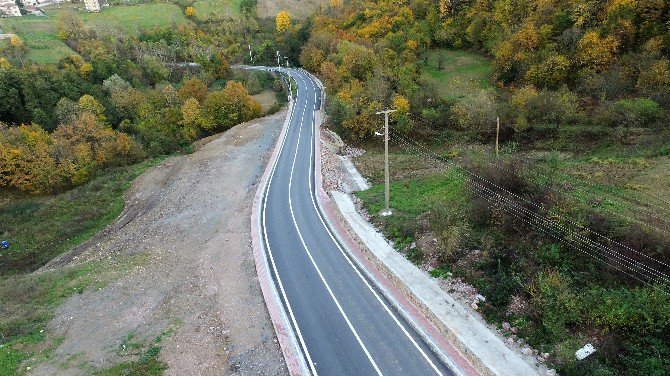 Başiskele Yollar Çiziliyor Bordürler Boyanıyor