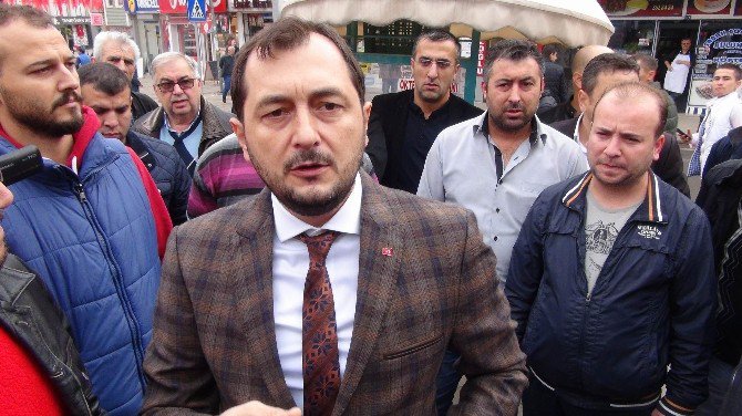 Tekirdağ’da Hükümet Caddesi Esnafı, Trafik Düzenlemesine Tepki Gösterdi