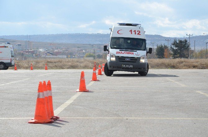 Ambulans Şoförlerinin Zorlu Eğitimi