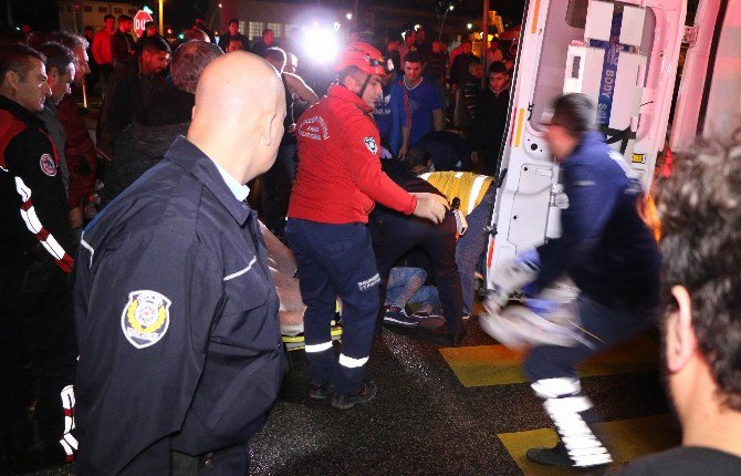 Balıkesir’de Trafik Kazası 2 Ölü, 8 Yaralı