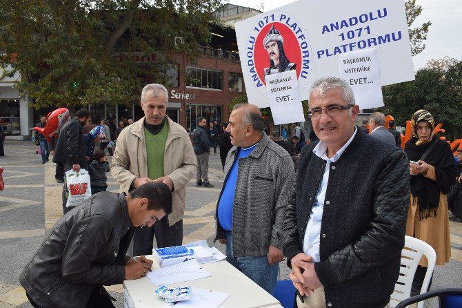 Başkanlık Sistemine Destek Kampanyası Yoğun İlgi Gördü