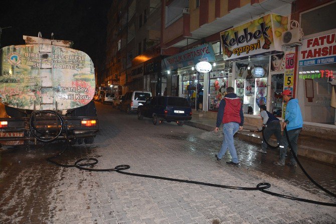 Birecik Belediyesinden Temizlik Çalışmaları