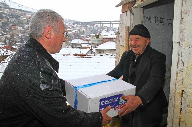 Büyükşehir, İhtiyaç Sahiplerine Dağıtılacak Yemek İçin İhale Düzenledi