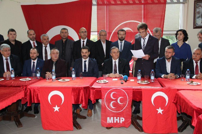 Mhp Şehzadeler İlçe Teşkilatı Tanıtıldı