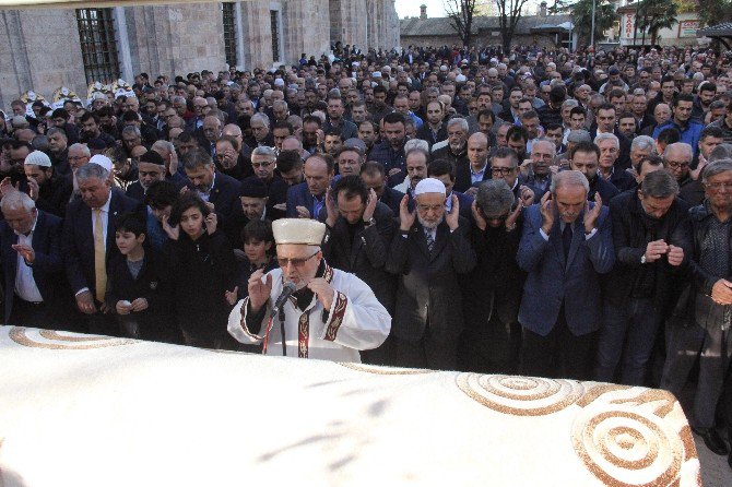 Milli Görüş Lideri Erbakan’ın Dünürü Necati Altınöz’e Son Görev