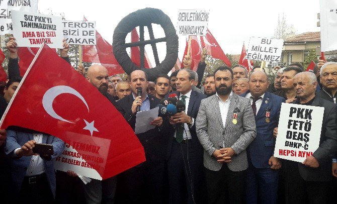 Şehit Ve Gazi Yakınları Lüksemburg’u Protesto Etti