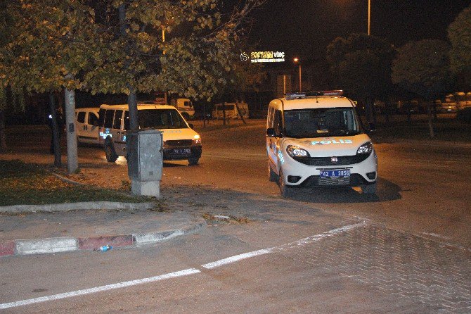 İş Yerinin Önünde Alkol Alanları Uyardıktan Sonra Öldürüldü