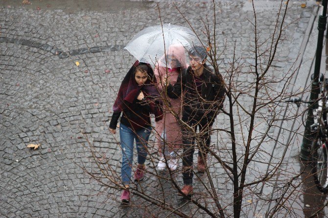 Eskişehir’de Sonbahar Yağmuru